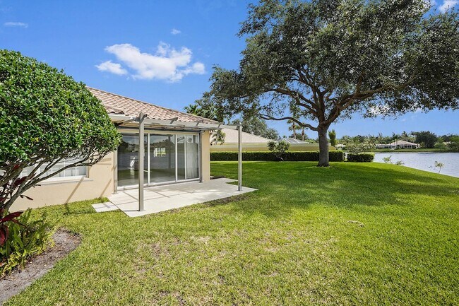 Building Photo - 8270 Eleuthera Ln