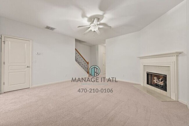 Building Photo - 3 Bedroom Townhome in Alpharetta