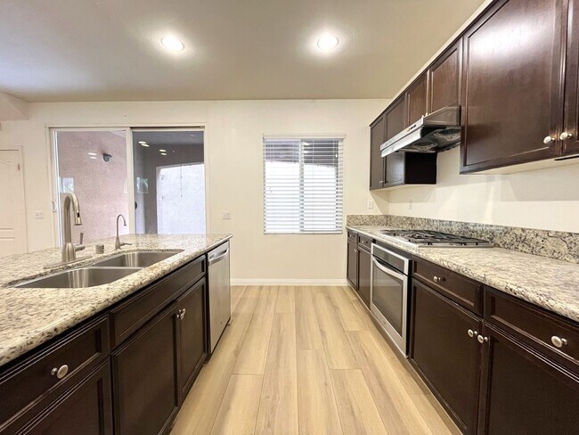 Building Photo - 14601 Serenade Dr