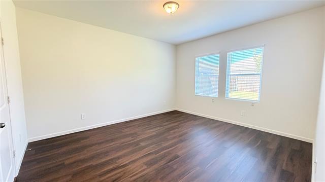 Building Photo - 717 Yorkshire Dr