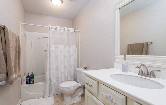 Building Photo - 6142 Bradie Ct