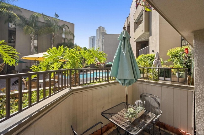 Primary Photo - "Chic 800 Sq Ft Downtown San Diego Retreat...