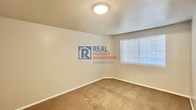 Building Photo - 10784 W 63rd Pl