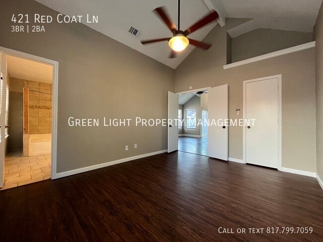 Building Photo - 421 Red Coat Ln