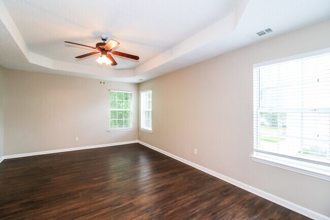 Building Photo - 516 Gristmill Ln