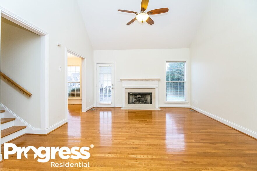 Building Photo - 2062 Prescott Way