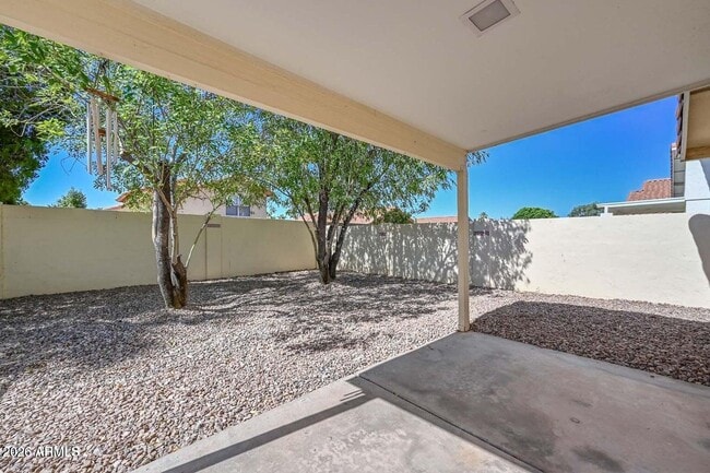 Building Photo - 7629 W Kristal Way