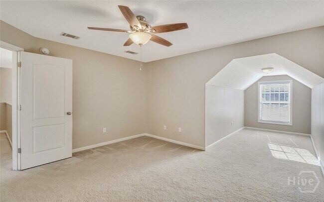 Building Photo - 601 Bristol Way