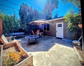 Building Photo - 682 S Genevieve Ln