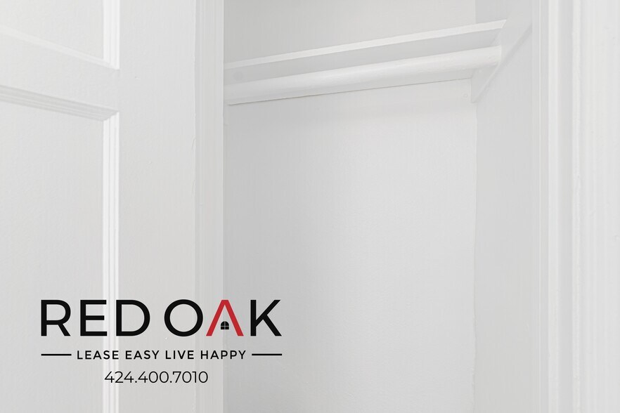 Building Photo - 535 S Gramercy Pl