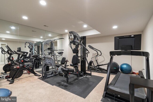 Building Photo - 7818 Crownhurst Ct