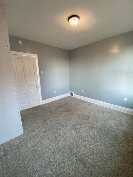 Building Photo - 908 North Ave