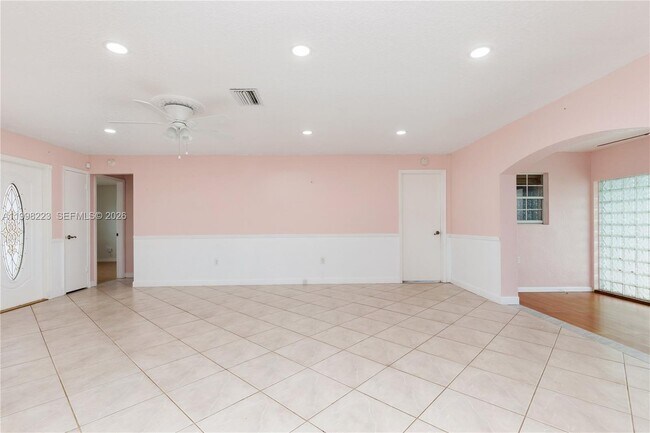 Building Photo - 8970 Johnson St