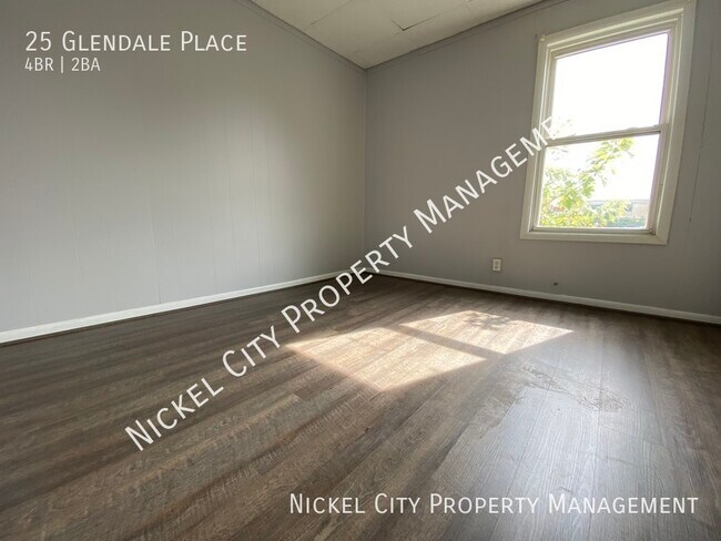 Building Photo - Beautiful 4 bedroom + Office Victorian Sty...