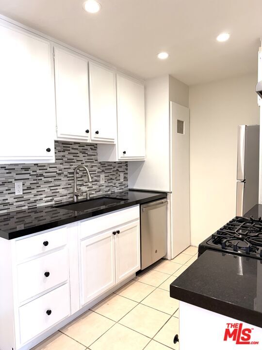 Building Photo - 1531 Cabrillo Ave