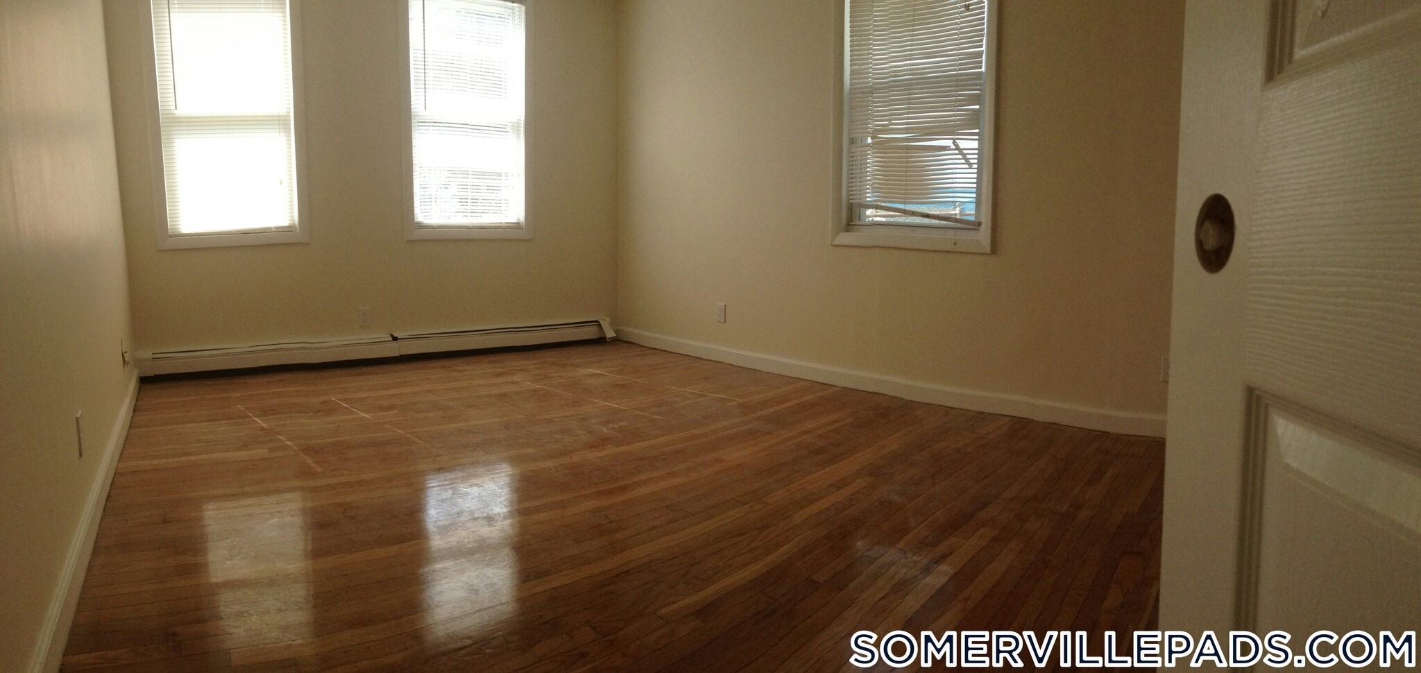 Building Photo - 6 Lincoln Ave