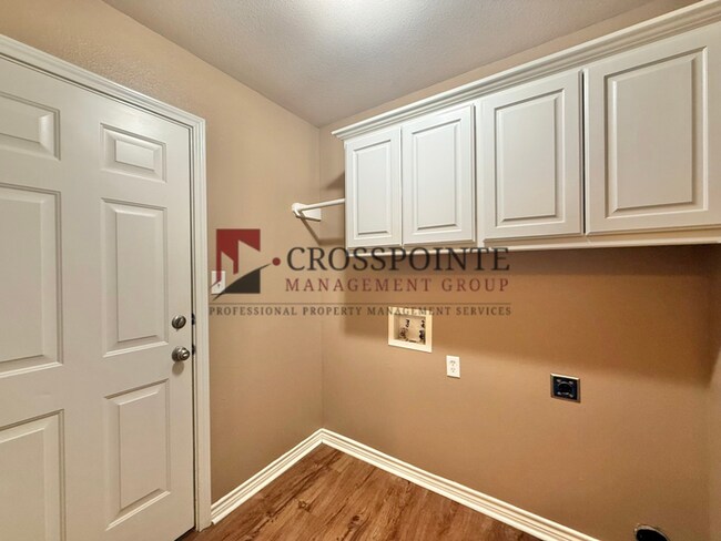 Building Photo - Tour Today! 4 Bedroom 2 Bathroom Home in Lindale!