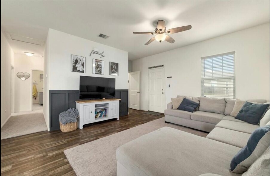 Building Photo - 13709 Sherri Berry Way