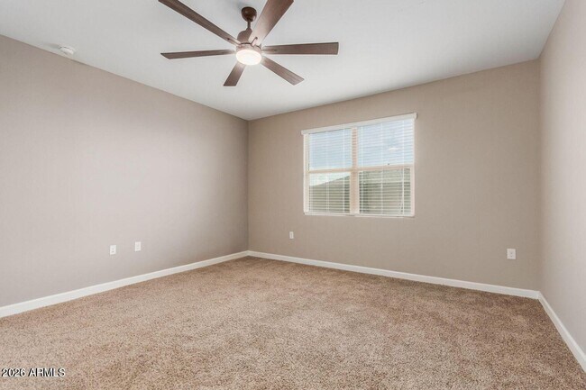 Building Photo - 29539 W Whitton Ave