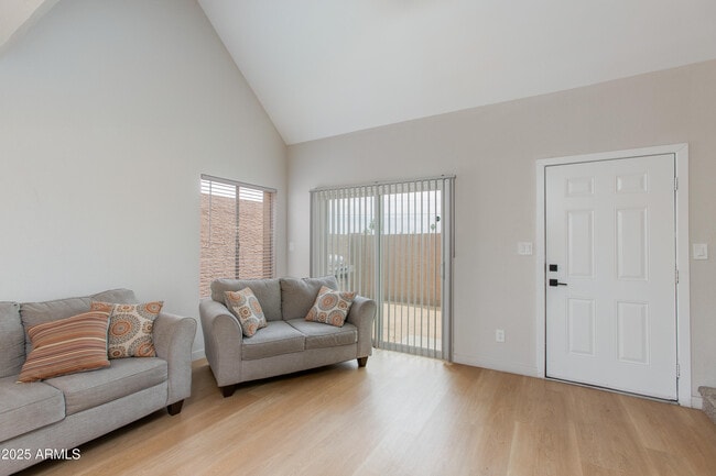 Building Photo - 7344 N 43rd Ave