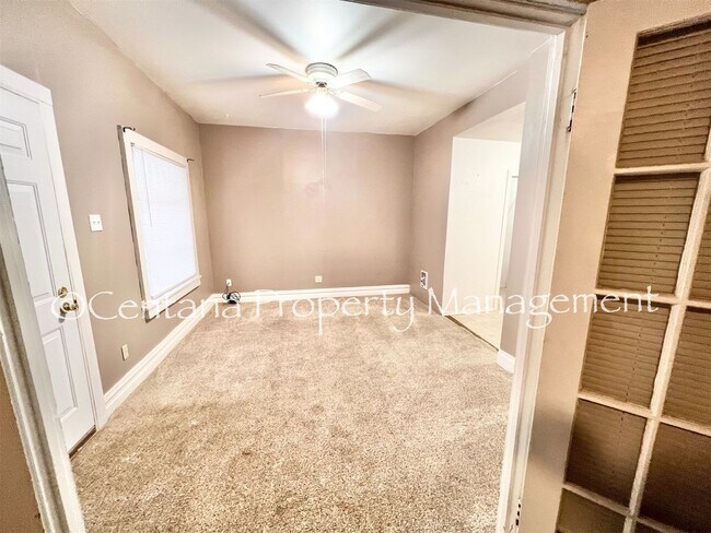 Building Photo - 1030 Antimony St