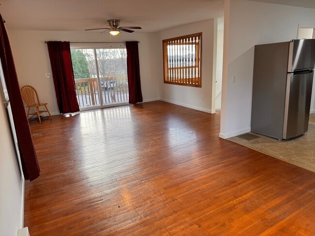 Building Photo - 194 Virgo Dr