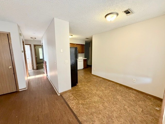 Building Photo - 2415 W Mary Dr