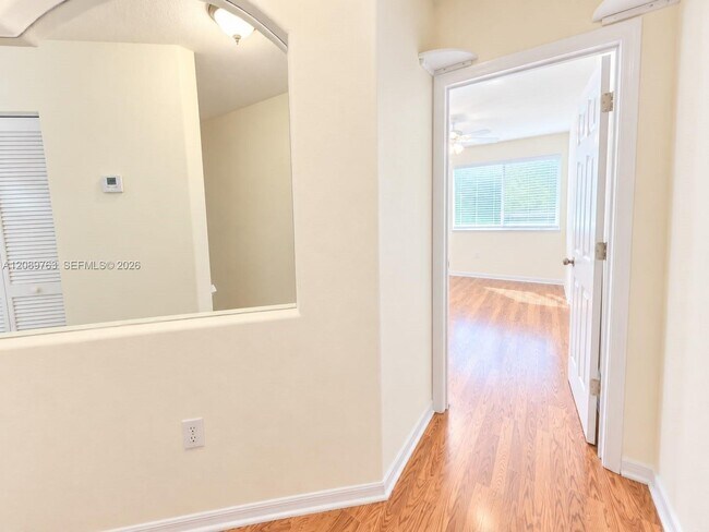 Building Photo - 130 SW 109th Ave