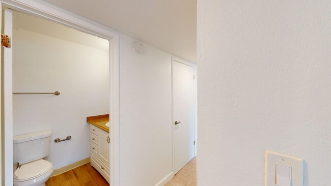 Building Photo - 400 Alameda del Prado