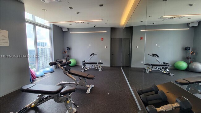 Building Photo - 151 SE 1st St