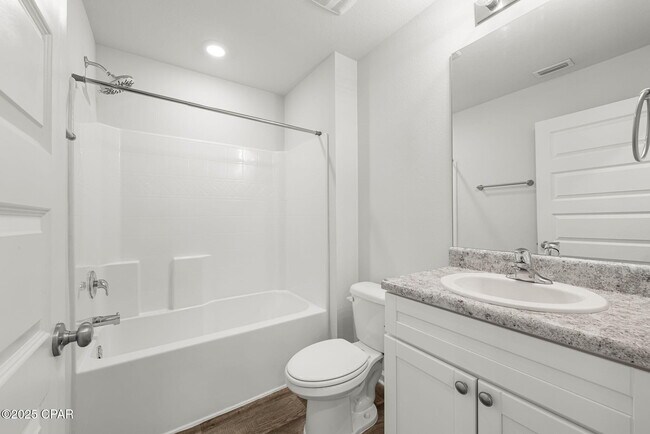 Building Photo - 5832 Viking