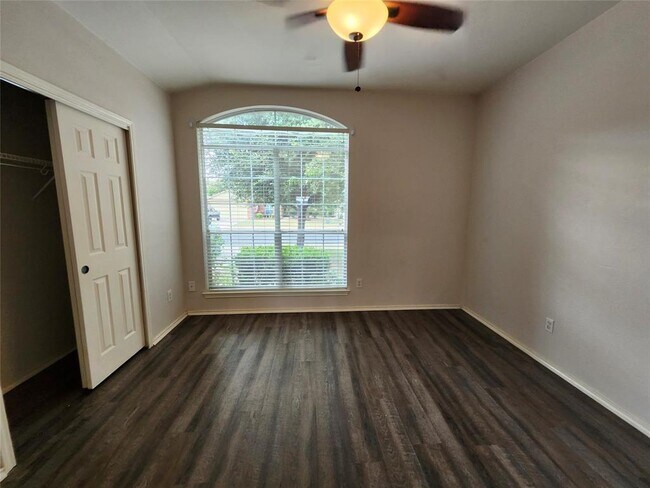 Building Photo - 3229 Corrigan Ln