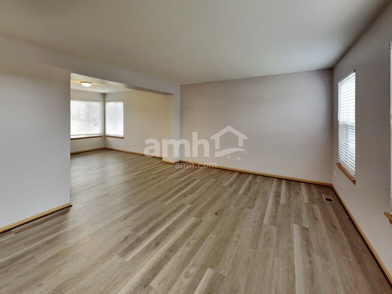 Building Photo - 39234 N Ogden Ln