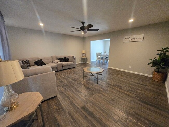 Building Photo - Fully  Furnished FLETC Rental Roswell, NM