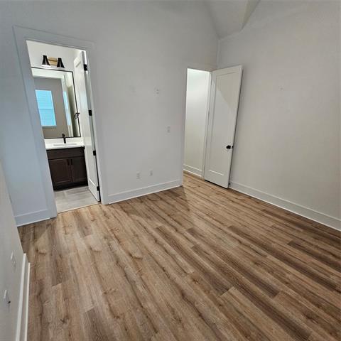 Building Photo - 2143 Mail Ave