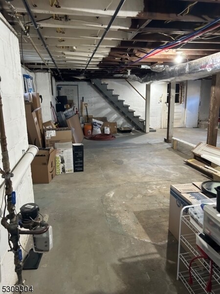 Building Photo - 116 Kenvil Ave