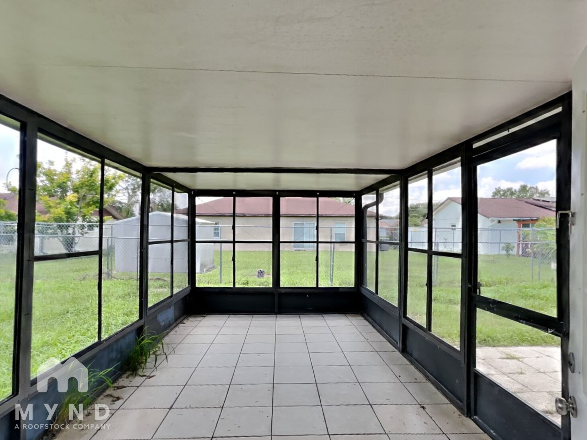 Building Photo - 530 Delido Way