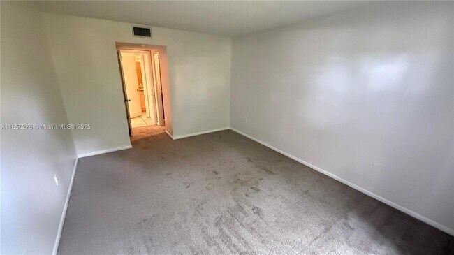 Building Photo - 8851 N New River Canal Rd