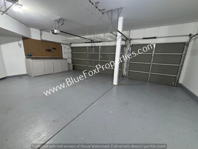 Building Photo - 4223 S Amber Rock Ave