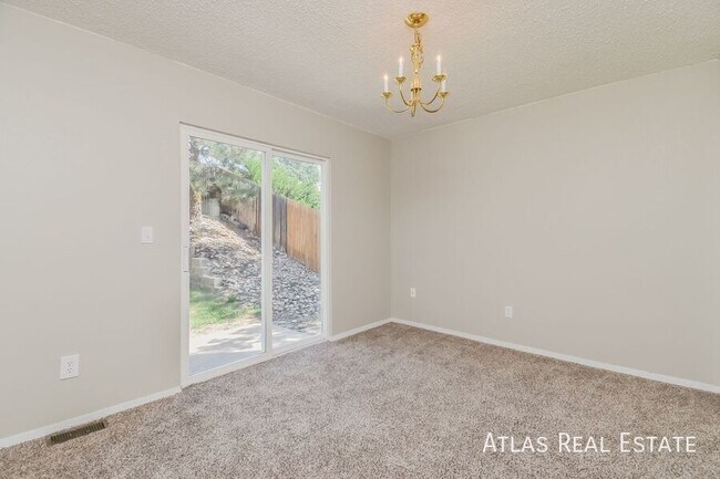 Building Photo - 6140 Jaffee Ct
