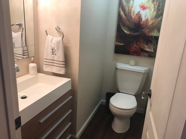 Building Photo - 4028 Mahaila Ave