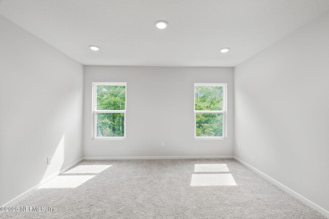 Building Photo - 111 Brazil Nut Cir