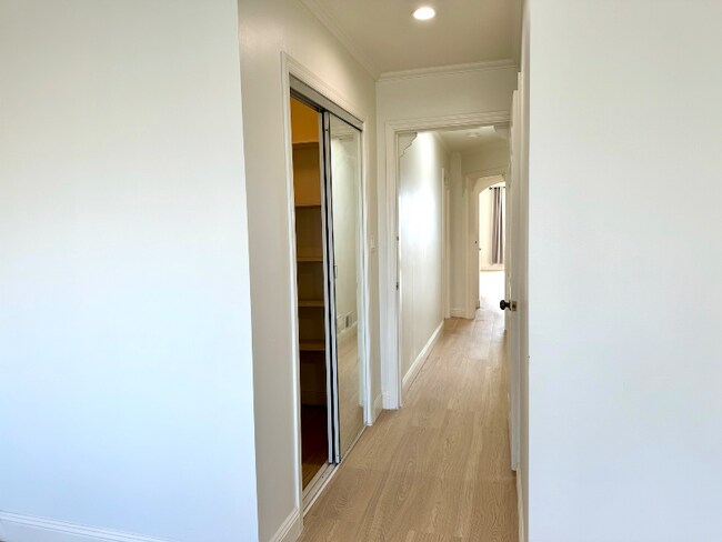 Building Photo - 2626 Moraga St