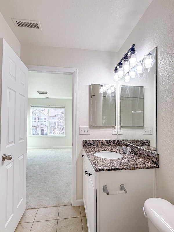 Building Photo - 5731 E 127th Pl