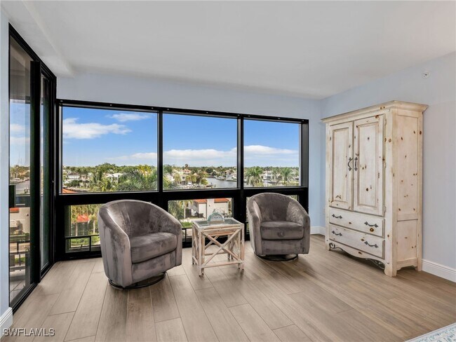 Building Photo - 4751 Gulf Shore Blvd N