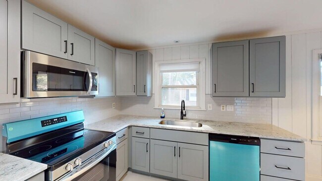 Building Photo - 1510 Woodhill Ln