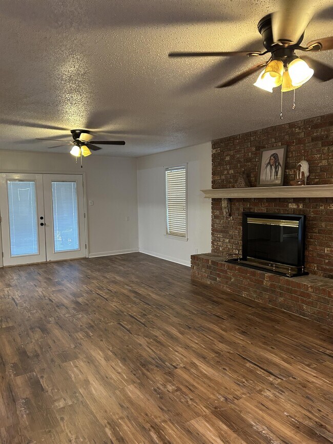 Building Photo - 141 Turtledove Dr