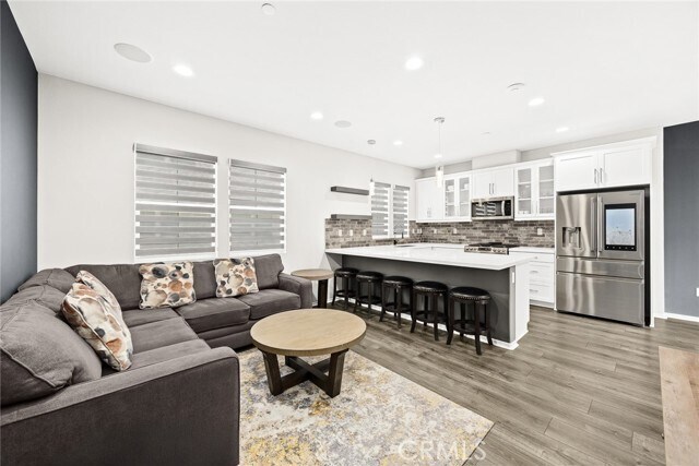 Building Photo - 925 Clementine Ct