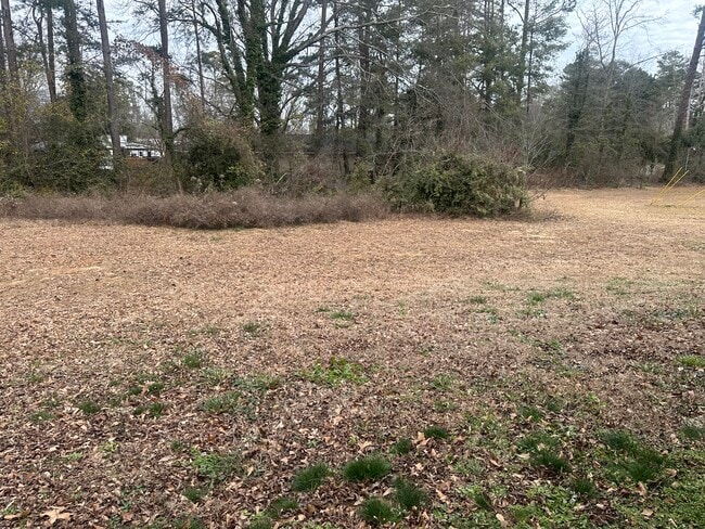 Building Photo - 110 Kensington Dr