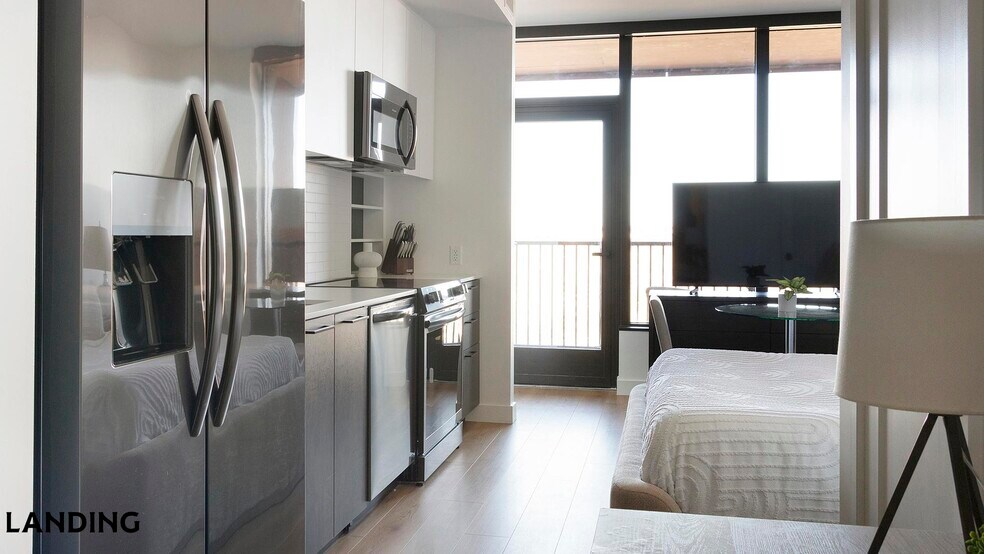 Building Photo - 632 Howard Rd SE